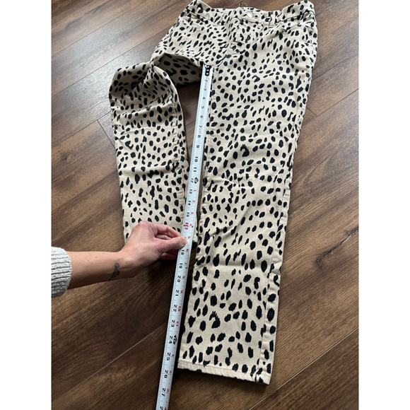 Chicos So Slimming girlfriend slim leg ankle pants animal print size 4 - Picture 5 of 9